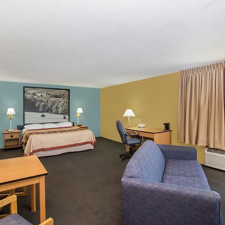 ซูเปอร์ 8 บาย วินด์แฮม แคลรินดา Motel Clarinda ภายนอก รูปภาพ