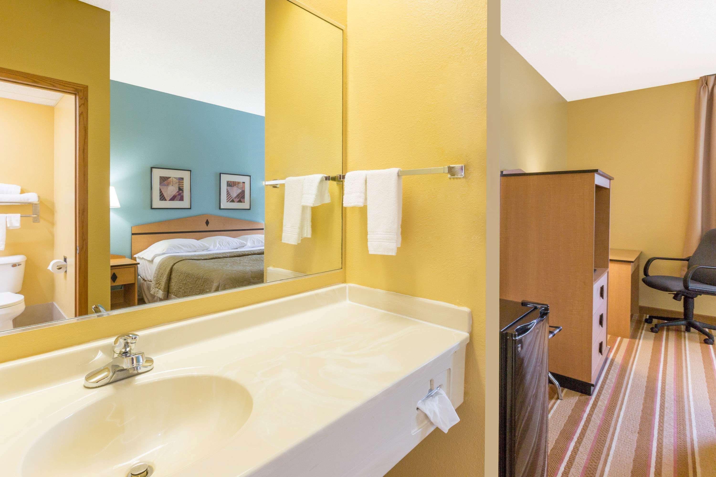 ซูเปอร์ 8 บาย วินด์แฮม แคลรินดา Motel Clarinda ภายนอก รูปภาพ